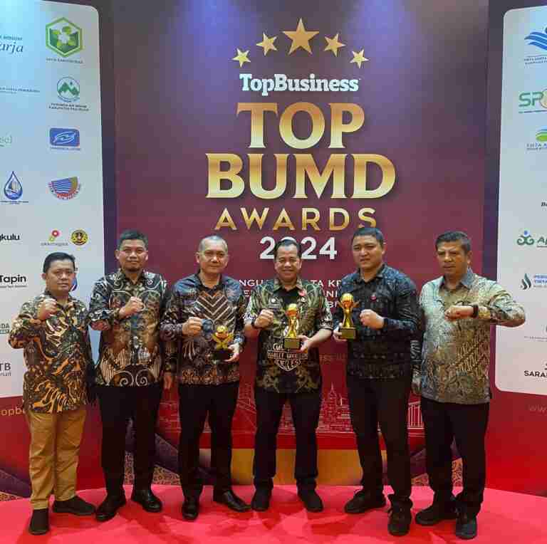 Perumda Tirtanadi Raih Top BUMD Awards Bintang 5, Dr Hassanuddin Top Pembina BUMD 2024, Kabir Bedi Top CEO BUMD 2024