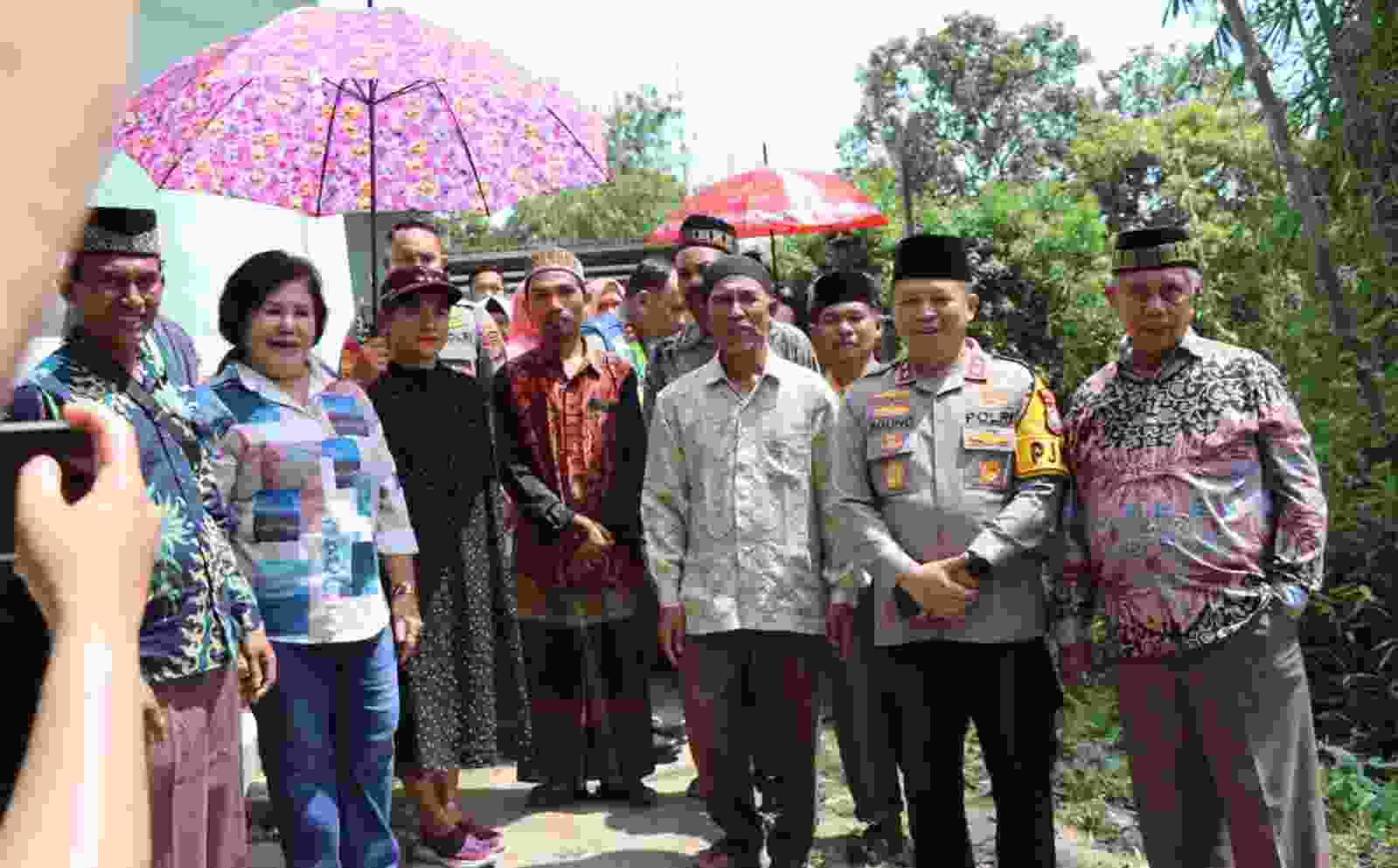 Bupati Karo Dampingi Kapolda Sumut Kunjungi Pembangunan Masjid Al Falah