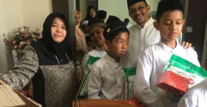 Kadis Kominfo Sumut Dr Ilyas Sitorus akan Berangkat Haji, Di Tepung Tawari Keluarga Besar dan Para ASN