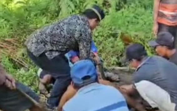 Dinas Pendidikan Langkat Sembelih 6 ekor Sapi Dilakukan Langsung oleh Kadis Pendidikan