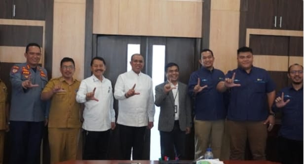 Pj Bupati Langkat Terima Audensi PT. PLN Persero UP3 Binjai: Komitmen Bersama Tingkatkan Layanan Kelistrikan