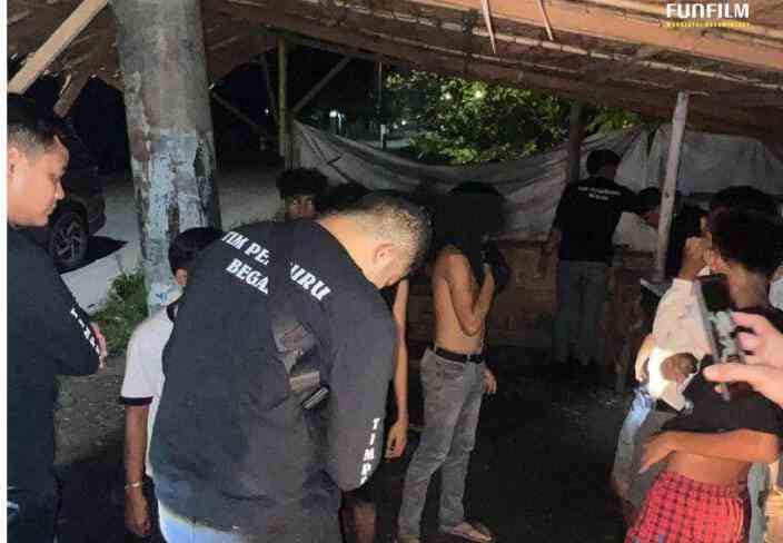 Sat Reskrim Polres Pelabuhan Belawan Lakukan Pemeriksaan Kelompok Pemuda di Larut Malam, Cegah Kejahatan Jalanan