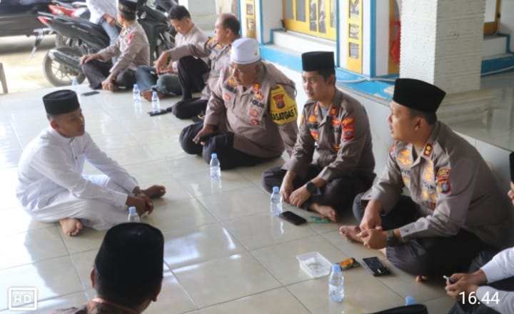 Warga Kecamatan Padang Tualang Sambut Hangat Kapolres Langkat dalam Program Jumat Curhat