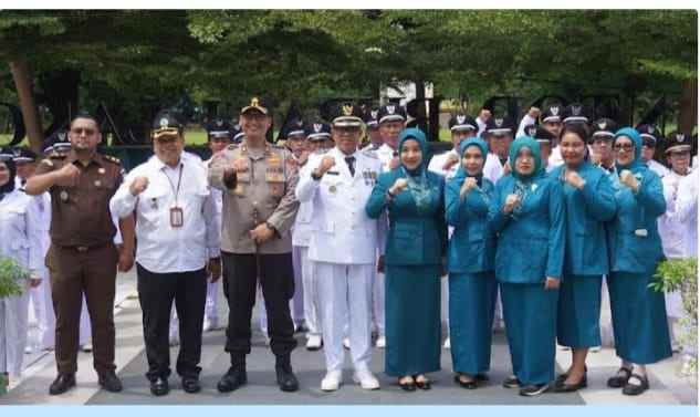 PJ Bupati Langkat Kukuhkan 72 Kades, Dorong Sinergi dalam Membangun Desa yang Mandiri dan Berdaya